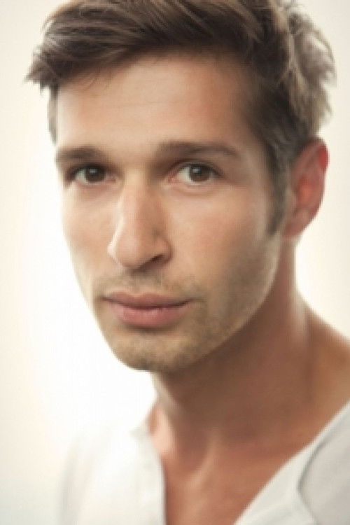 Igor Dolgatschew as Andrej