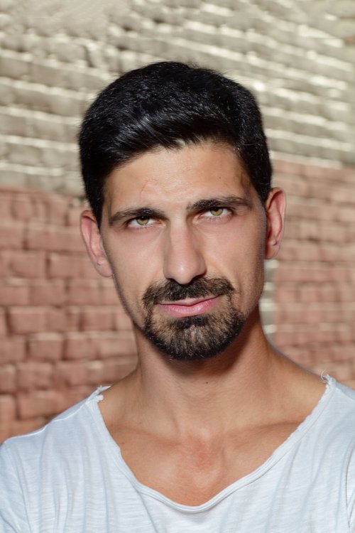 Konstantinos Lachanas as Rodrigo