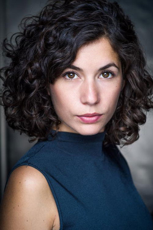 Elena Larios as Marga