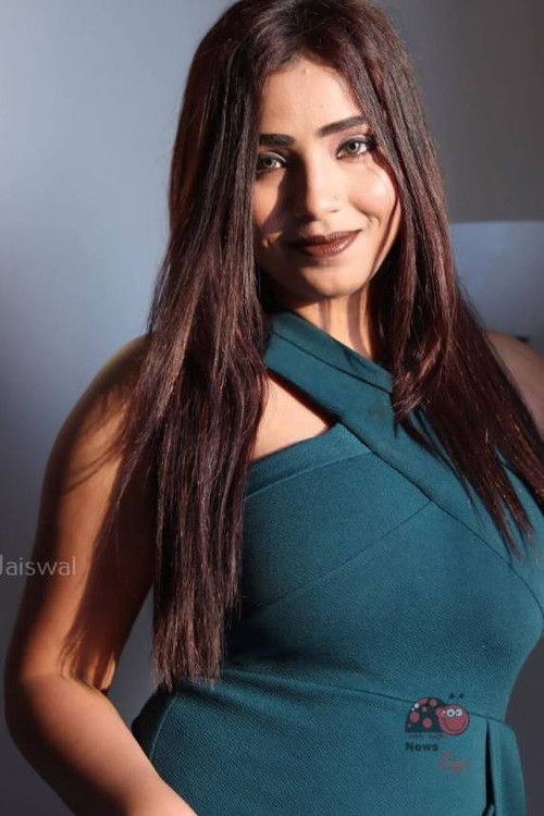 Aayushi Jaiswal as Soni