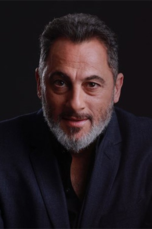 Ronen Shemi as The Moon