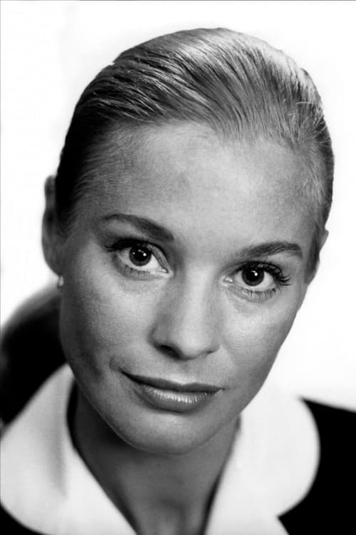 Ingrid Thulin as Karin