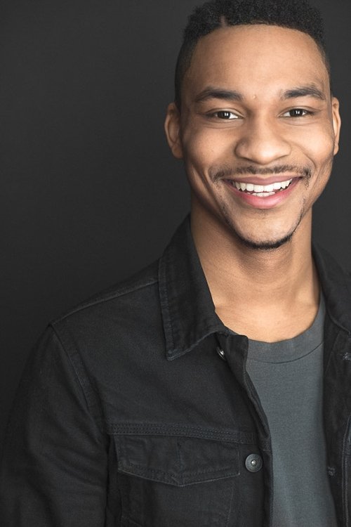 Lorenzo Jackson as Darius