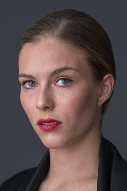 Mia Skrbinac as Sanela