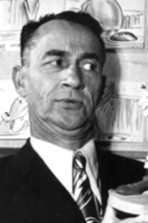 Pinto Colvig as Munchkins (voice) (uncredited)