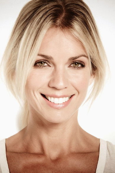 Jacynthe René as Mathilde