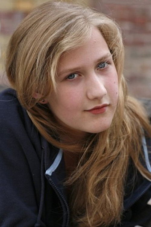 Mascha Wolf as Mascha