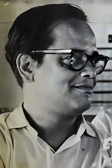 Subrata Sensharma as Motilal
