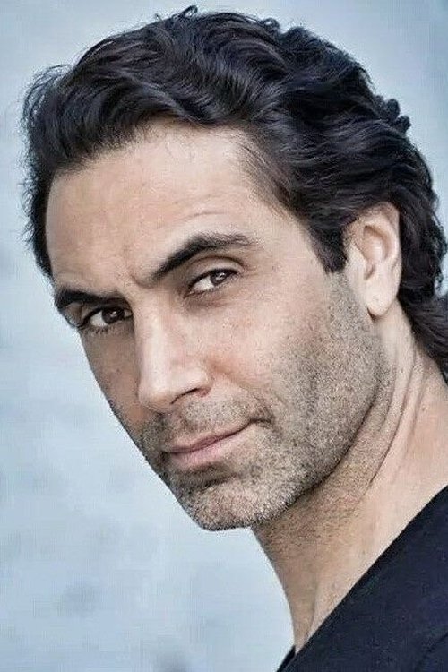 Daniel Messier as Avi