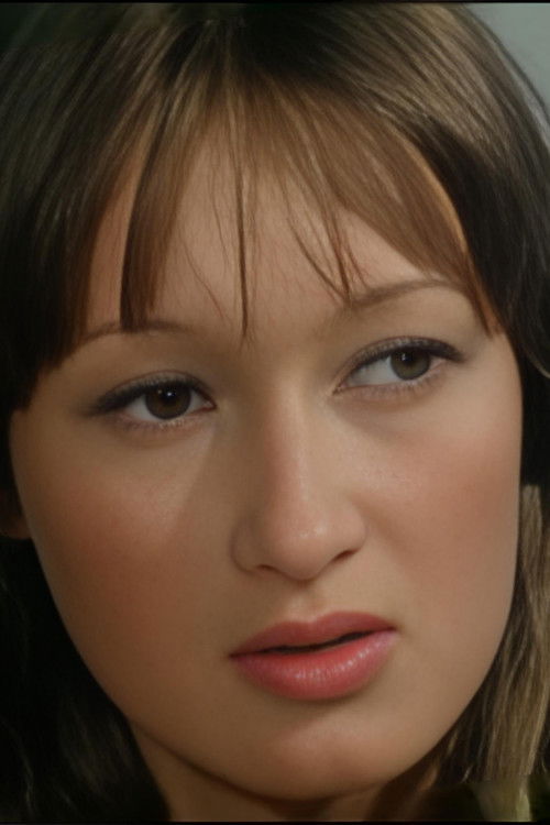 Frédérique Barral as Liza