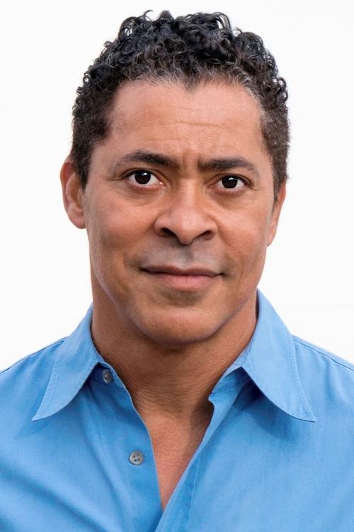 Dominic Hoffman as Fred