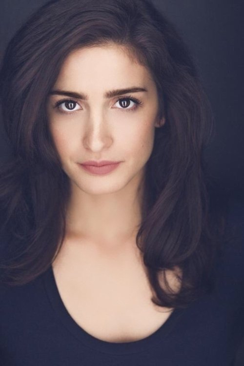Samantha Scaffidi as Victoria Heyes