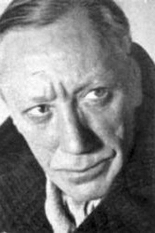 Gustav Botz as Professor Sievers