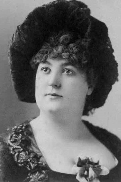 Amelia Summerville as Jonesey