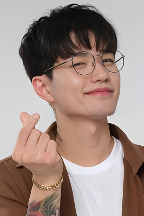 Lee Jeong-hoon as Lee Chon-yoo