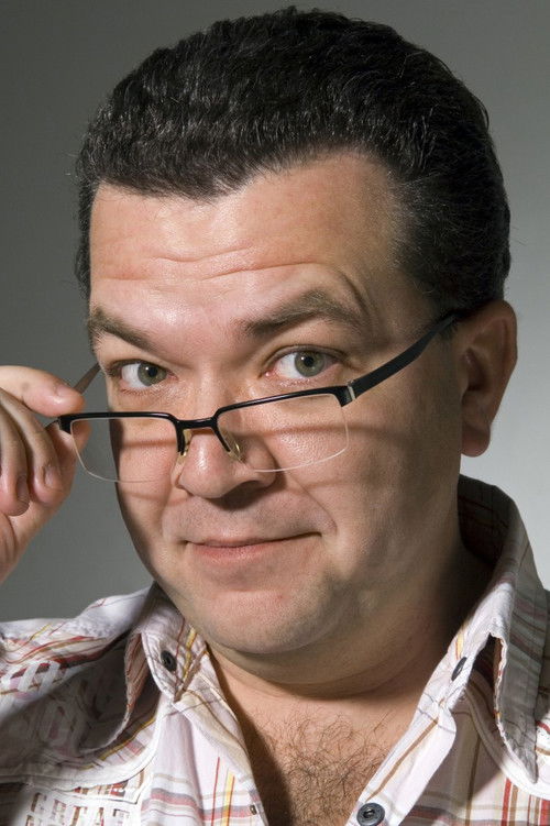 Zbyšek Pantůček as Tyčka (voice) / Slídil (voice)