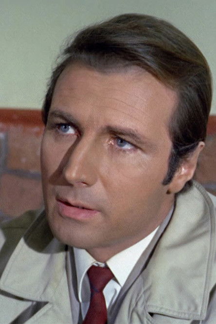 Roland Carey as Rasumov