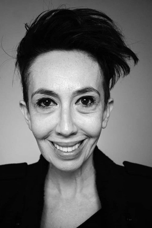 Iulia Lazăr as Gora