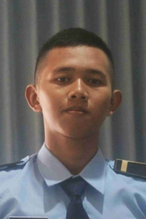 Akbar Nur Tsani as Mysterious Man