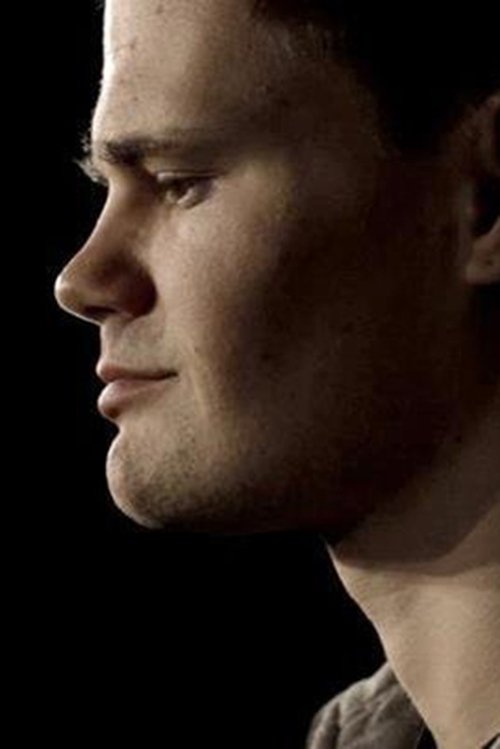 Marc Hodapp as Skinhead