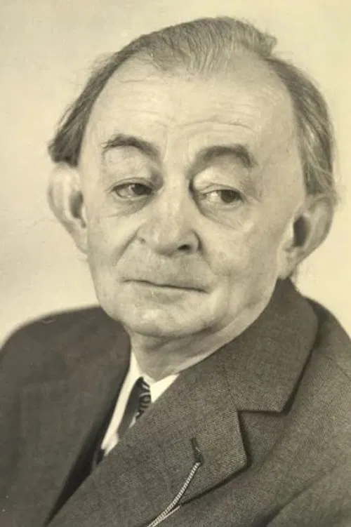 Clemens Scheitz as Clerk