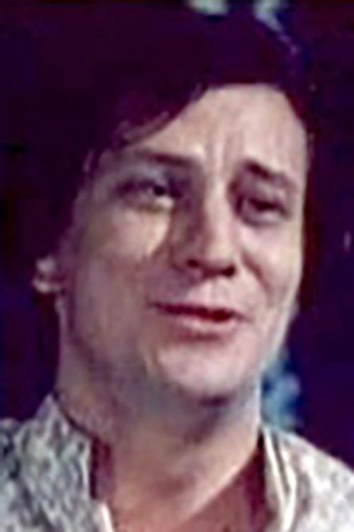 Vladimir Kuleshov as Пархомов