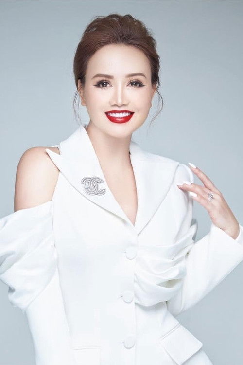 Hoang Yen as Xuyến