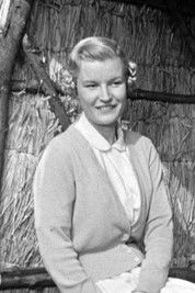 Nathalie Pascaud as Martine