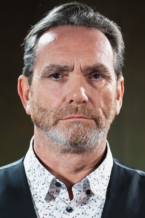 Renaud Rutten as Arthur Leduc