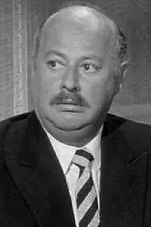 Laurie Main as Tyson