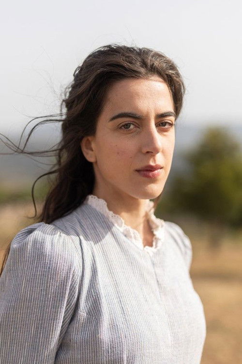 Denia Stasinopoulou as Anna Kampiti