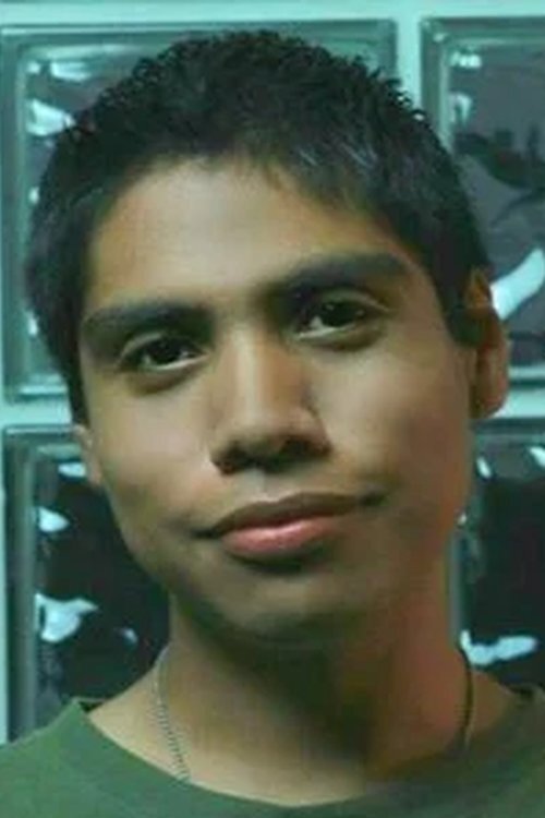 Yuri Zackoqv as Carlos