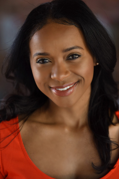 LaKeta Booker as Carmen Barnett