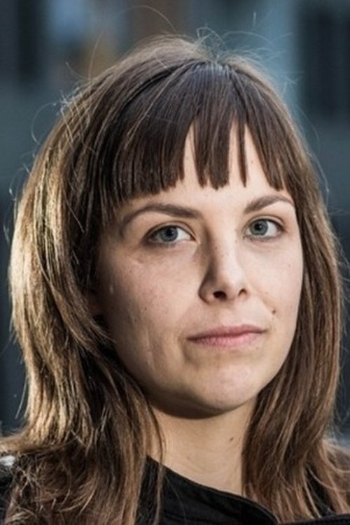 Eline Kuppens as Self