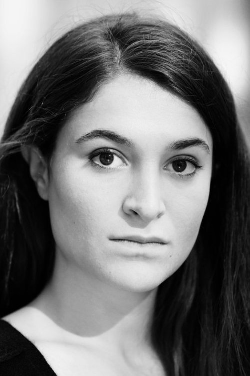 Laurène Doval as Lucille