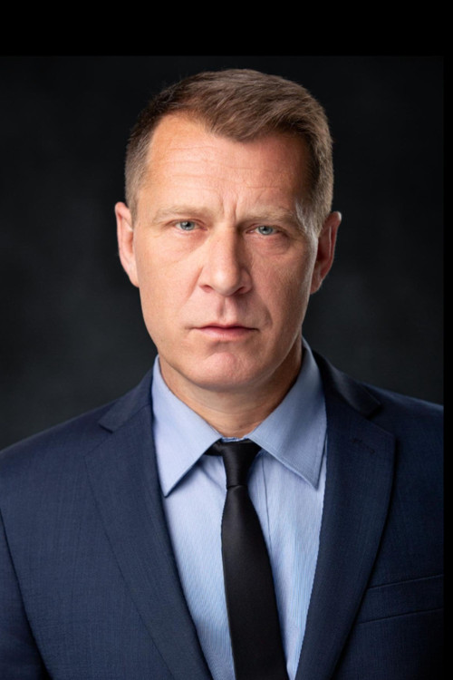 Leonard Chaulk as Clint