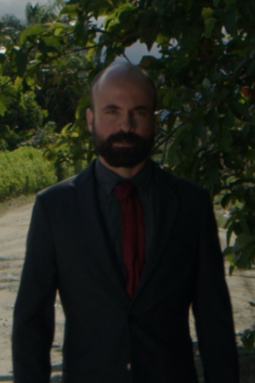 Ricardo Brugnago as Rodolfo