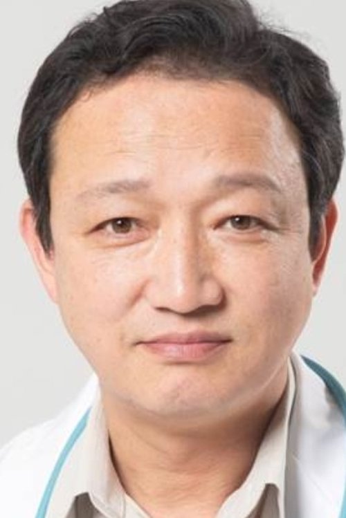 Park Yong as Minister Shin