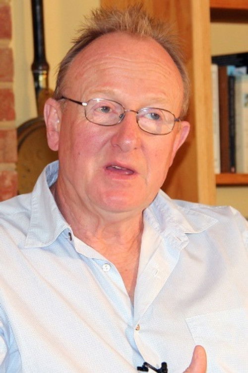 Selwyn Roberts as Self