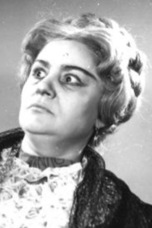 Lyusya Oganesyan as Констанция