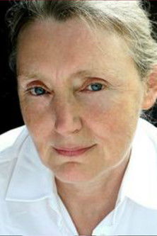 Pat Murphy as Newspaper editor