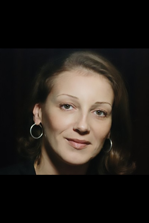 Barbara Žefran as Sonja