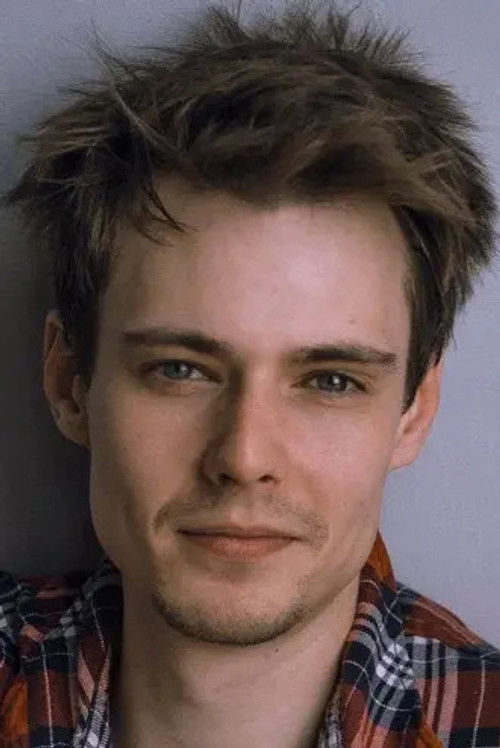 Dmitry Smirnov as Егор