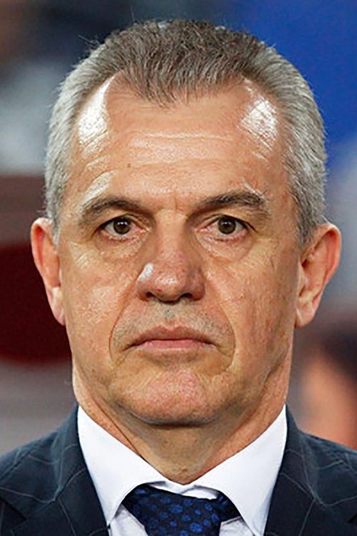 Javier Aguirre as Self