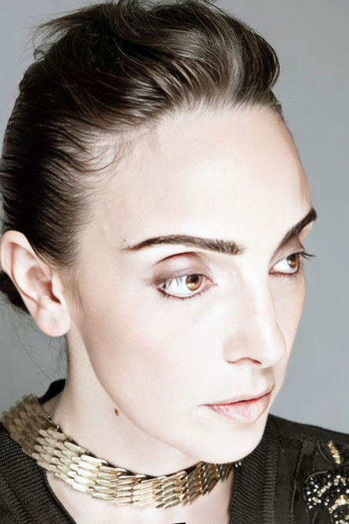 Natalia Di Cienzo as Anastasia