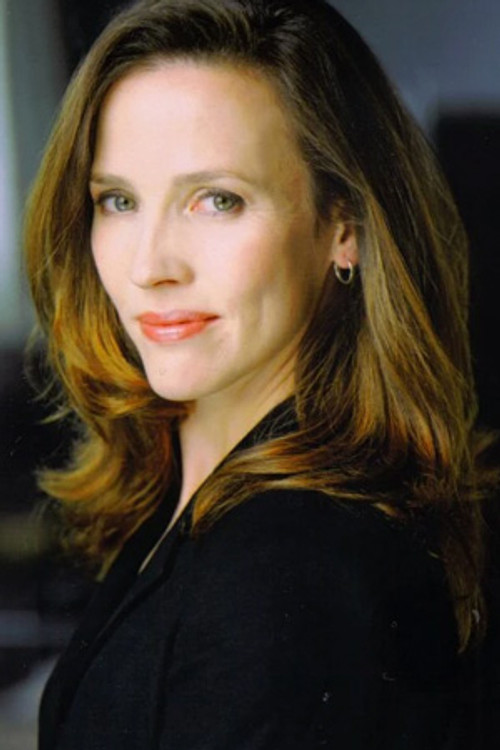 Jane Watson as Raleigh and Yancy's Mom