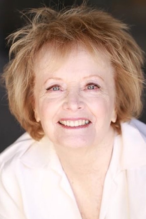 Lynne Lipton as Mandy