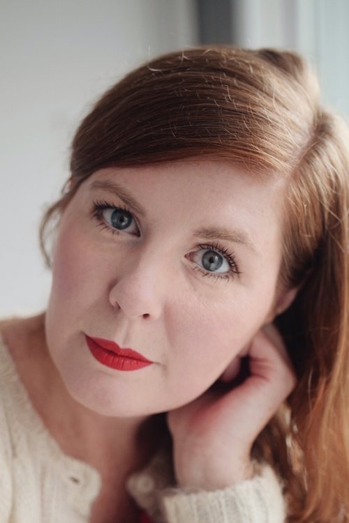 Lotta Losten as Woman