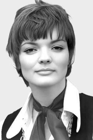 Josiane Tanzilli as Volpina