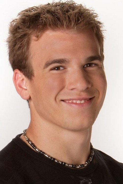 Shane Kippel as Gavin 'Spinner' Mason